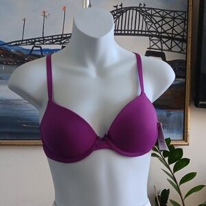 Auden Bra 32B 6 Available Lightly  Lined  NWT